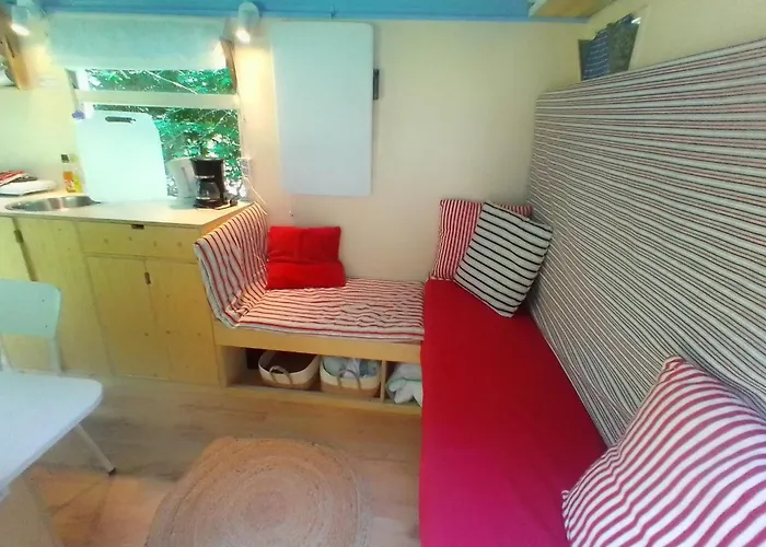 Pipowagen Op Erve De Weijenberg Empe